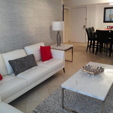 Resort Style In Aventura Florida Экстерьер фото
